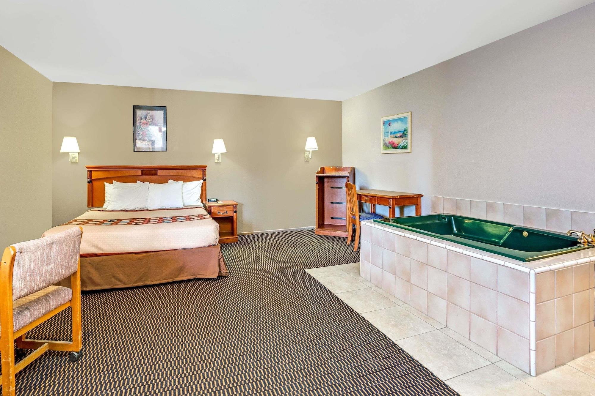 Hotel Super 8 By Wyndham Upland Ontario Ca Esterno foto